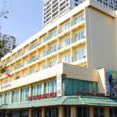 hotels near robinsons manila|Hotels near Robinsons Place Manila .
